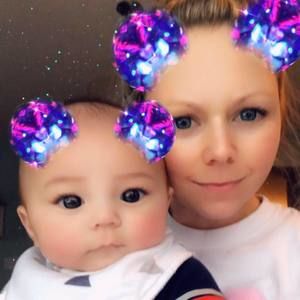 Meet your Posher, Stacy